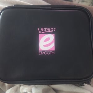 Verseo Black Travel Case